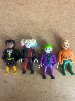 Playmobil Huevo Kinder DC Comics