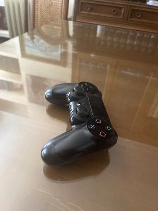 PS4 (PlayStation 4) 840Gb + Mando Original