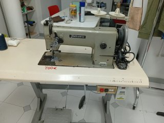 Varias maquinas industriales
