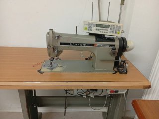 Varias maquinas industriales