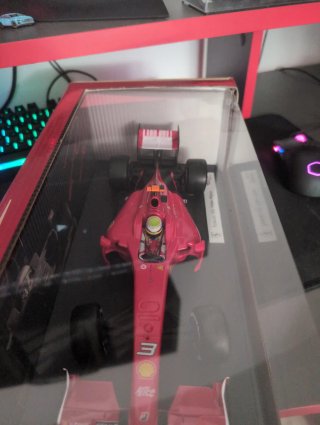 Ferrari F60 1:18 Hot Wheels Felipe Massa