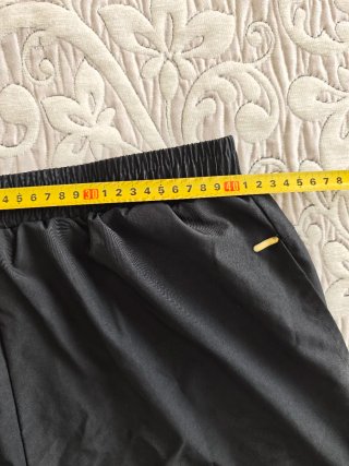 Pantalón corto deportivo hombre negro