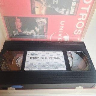 Pánico en el estadio VHS Charlton Heston clásico