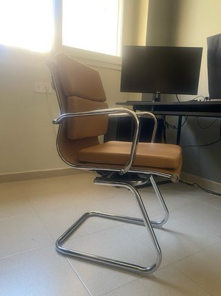 Sillón cantilever vintage cuero y metal Bauhaus