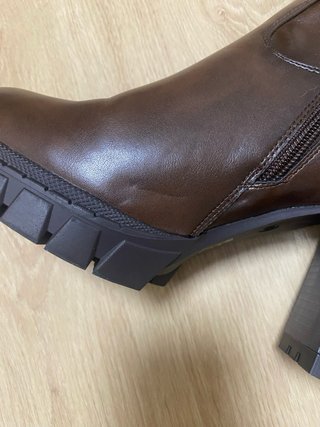 Botas altas marrones con plataforma