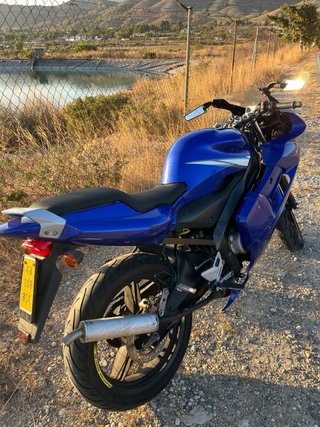 Yamaha TZR50 Azul Deportiva