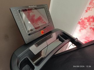 NordicTrack Commercial 1750