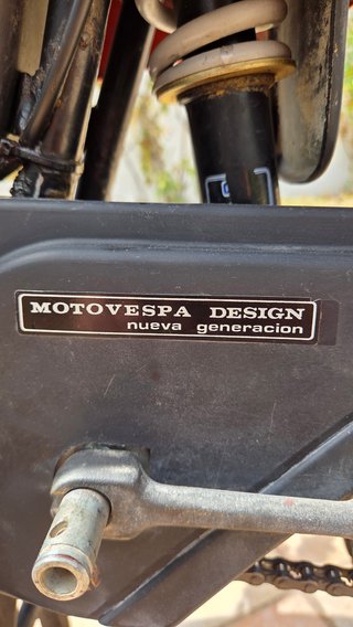 Puch Condor TS25 Roja y Dorada