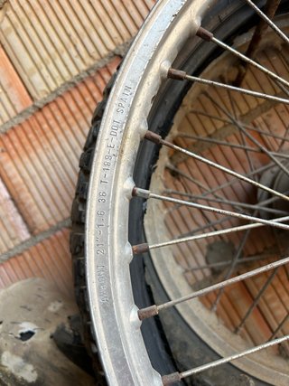 Llanta 21 para moto