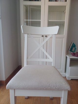 Sillas comedor Ingold Ikea madera y tela