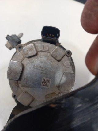 Bomba Agua Eléctrica Dacia/Renault 0392024150