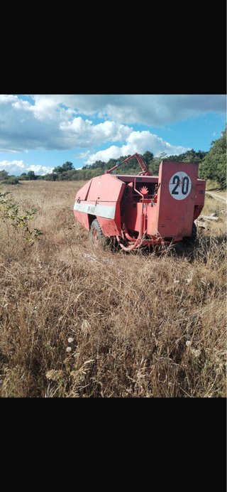 Enpacadora Roja