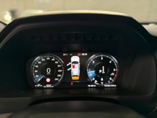 VOLVO XC90 2.0 B5 D AWD RDESIGN AUTO