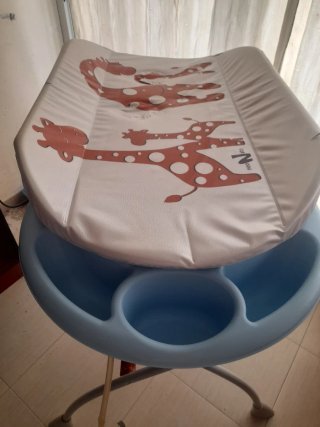 Bañera para bebé con cambiador