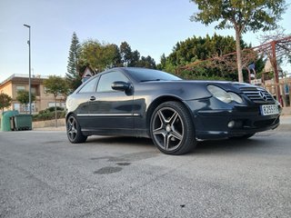 Mercedes-Benz Clase C 2003