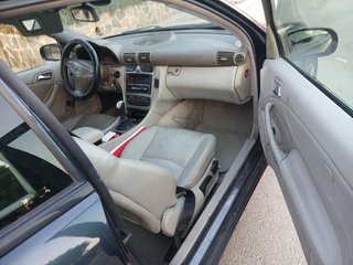 Mercedes-Benz Clase C 2003