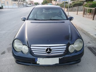 Mercedes-Benz Clase C 2003