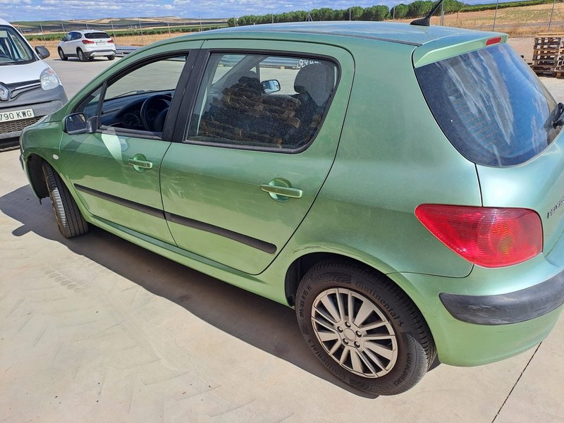 Peugeot 307 2005 - foto 1