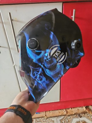 Careta de soldador con diseño