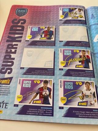 Álbum cromos LaLiga EA Sports de Liga Este 2025/26