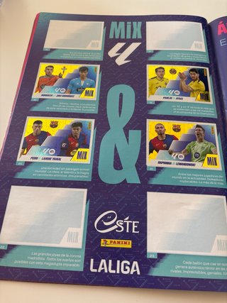 Álbum cromos LaLiga EA Sports de Liga Este 2025/26