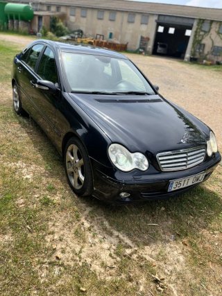 Mercedes-Benz Clase C 2005