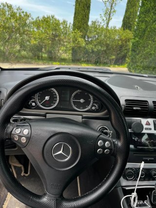 Mercedes-Benz Clase C 2005
