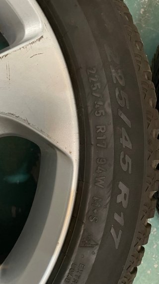 Llantas 17 Volkswagen Pirelli 225/45 R17