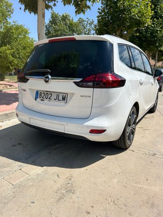 Opel Zafira Tourer 2016