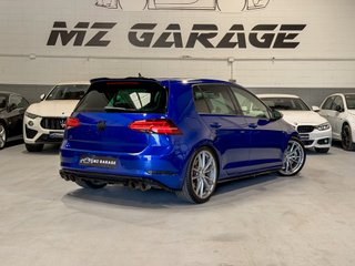 Volkswagen Golf R 300 CV DSG 4MOTION · Performance · Akrapovič · Pretoria 19” · DYNAUDIO