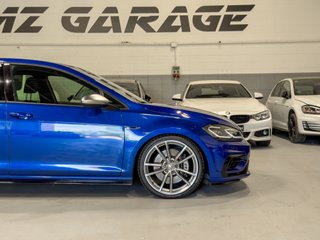Volkswagen Golf R 300 CV DSG 4MOTION · Performance · Akrapovič · Pretoria 19” · DYNAUDIO