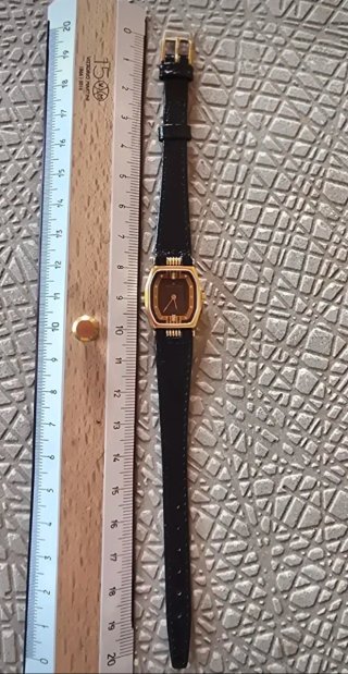 Orologio Universal Geneve donna oro nero