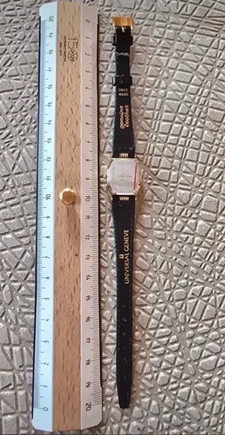 Orologio Universal Geneve donna oro nero