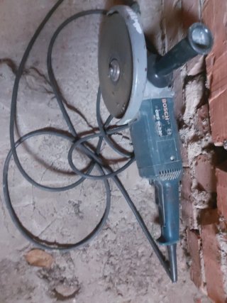 Amoladora Bosch GWS 18-230