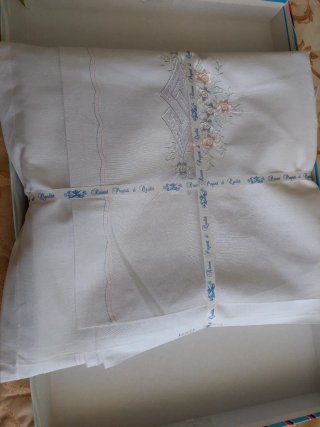Lenzuola matrimoniali vintage ricamo a mano