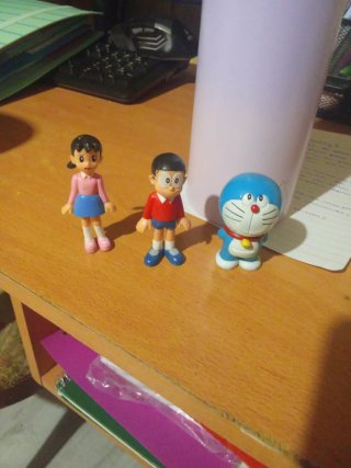 Figuras Doraemon, Nobita y Shizuka