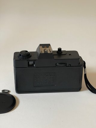 Cámara analógica ESC Negra