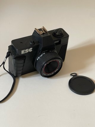 Cámara analógica ESC Negra
