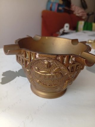 Cenicero de Bronce Macizo
