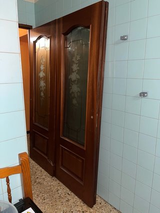 Puertas de madera con cristal reforzadas