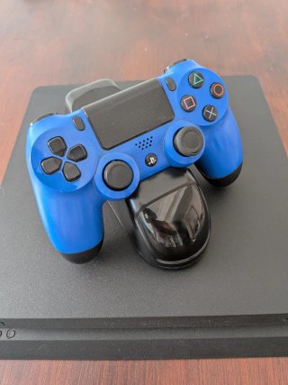 PS4 Slim 1TB Negra + Mando Azul + Juegos