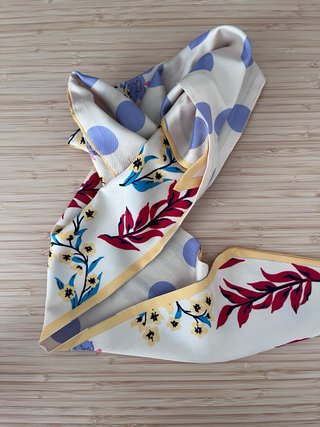 Pañuelo reversible Mango lunares