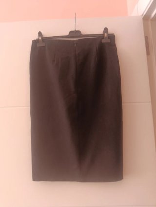 Falda tubo negra talla M