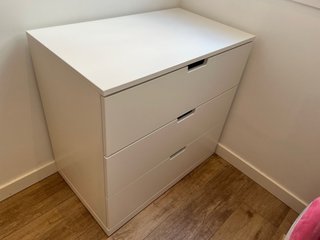 Cómoda NORDLI IKEA 3 cajones blanca