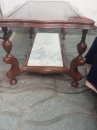 Mesa de centro madera y cristal precio a convenir