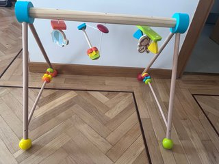 Gimnasio infantil de madera