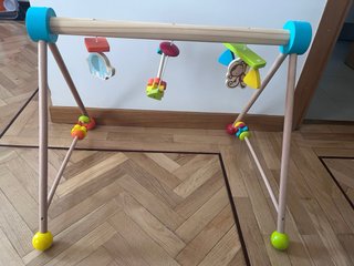 Gimnasio infantil de madera