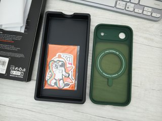 Cover iPhone 17 Air con supporto magnetico