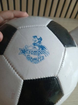 Lote de 3 balones de fútbol