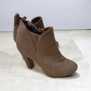 Botines tacón marrón talla 36